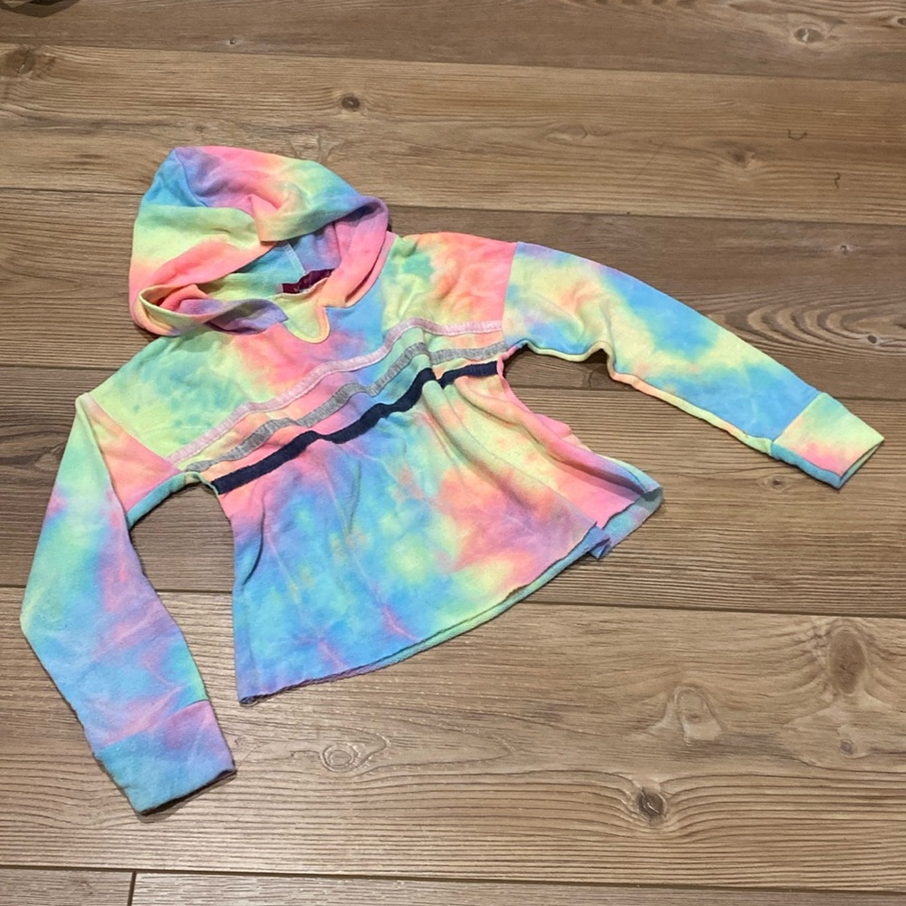 Play six toddler girl tie dye long sleeve shirt Size 5